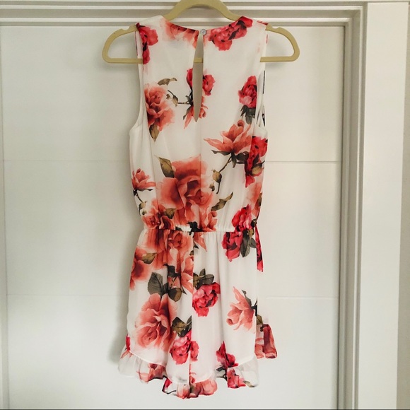 Show Me Your Mumu Riri Floral Romper - Picture 6 of 6